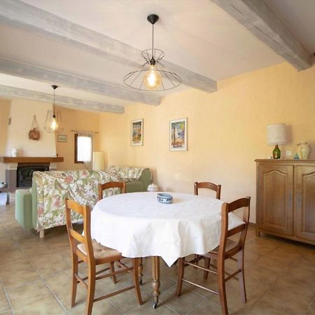 Large Spacious House In Fréjus Kültér fotó